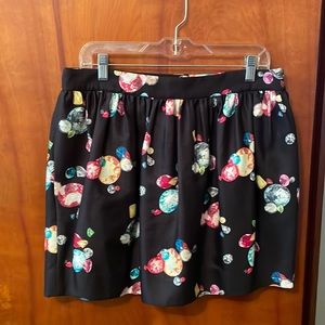 Kate Spade multicolor ballon like skirt with pockets and side zipper.